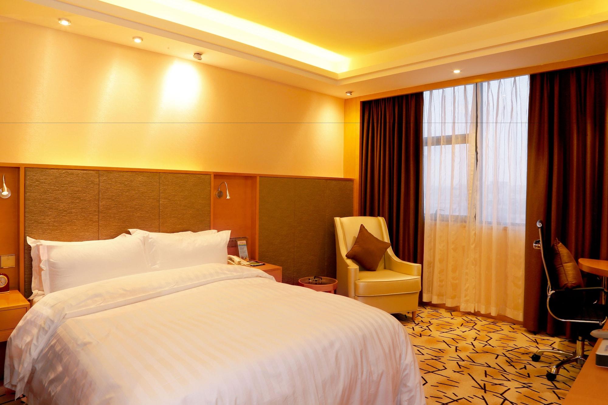 Golden City Hotel Foshan Exteriör bild