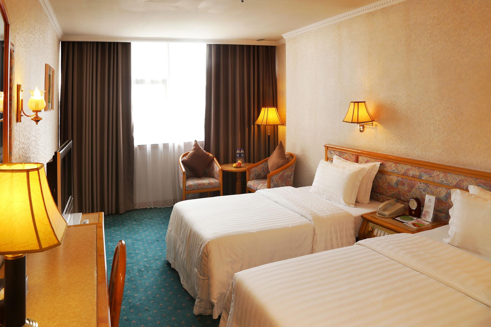 Golden City Hotel Foshan Exteriör bild